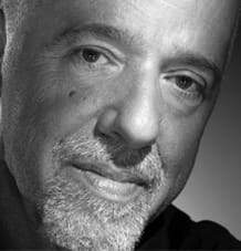 Paulo Coelho: fenômeno literário