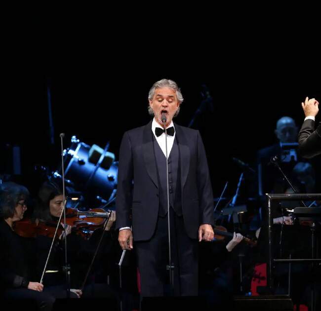 Andrea Bocelli fará concerto de Páscoa na Catedral de Milão