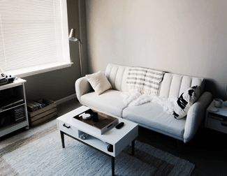 Três convênios para mobiliar e decorar ambientes pequenos - -
