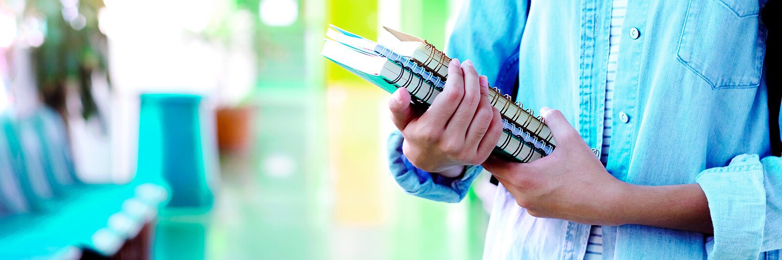 Escolas de idiomas dão desconto de até 60% para associados - Promoções variam de inglês jurídico a espanhol e alemão