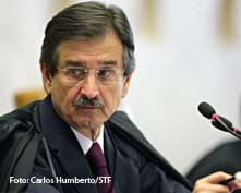 Peluso diz que reajuste para servidores é prioridade - -