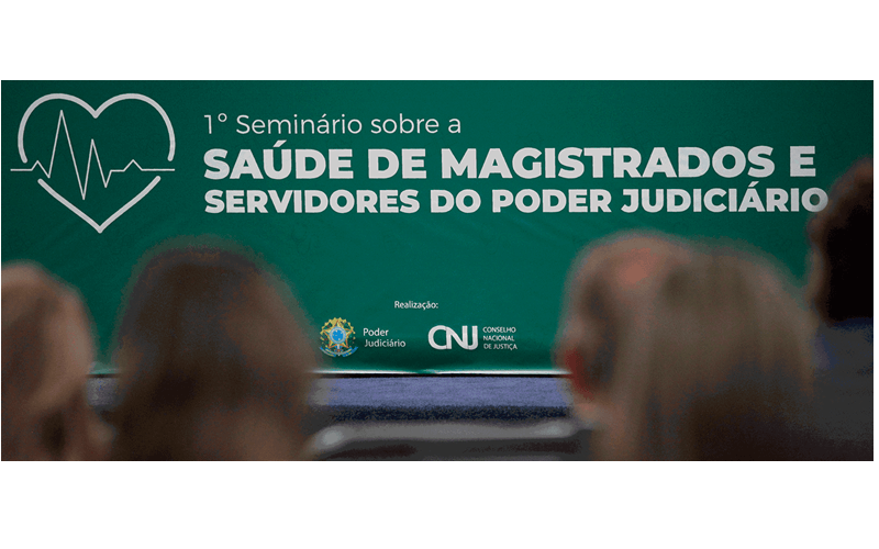 Diretora participa de seminário sobre saúde no Poder Judiciário - -