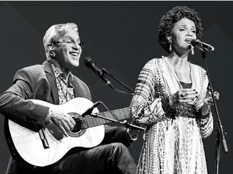 Caetano Veloso e Teresa Cristina encerram turnê com show em Porto Alegre