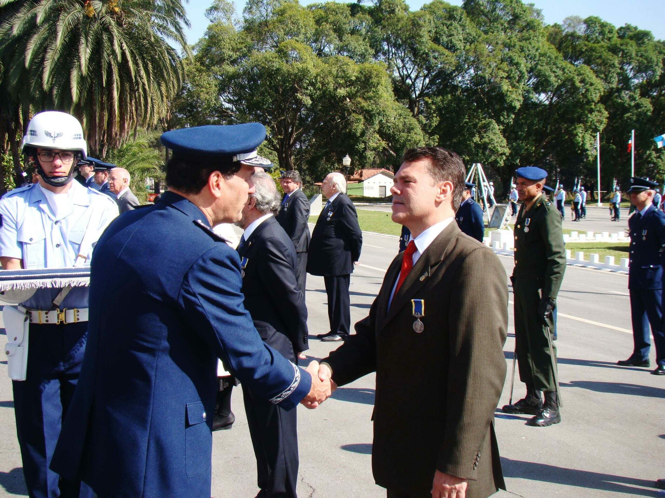 Especialista em Defesa e História Militar