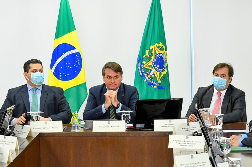 Mais de duas semanas depois da aprovação