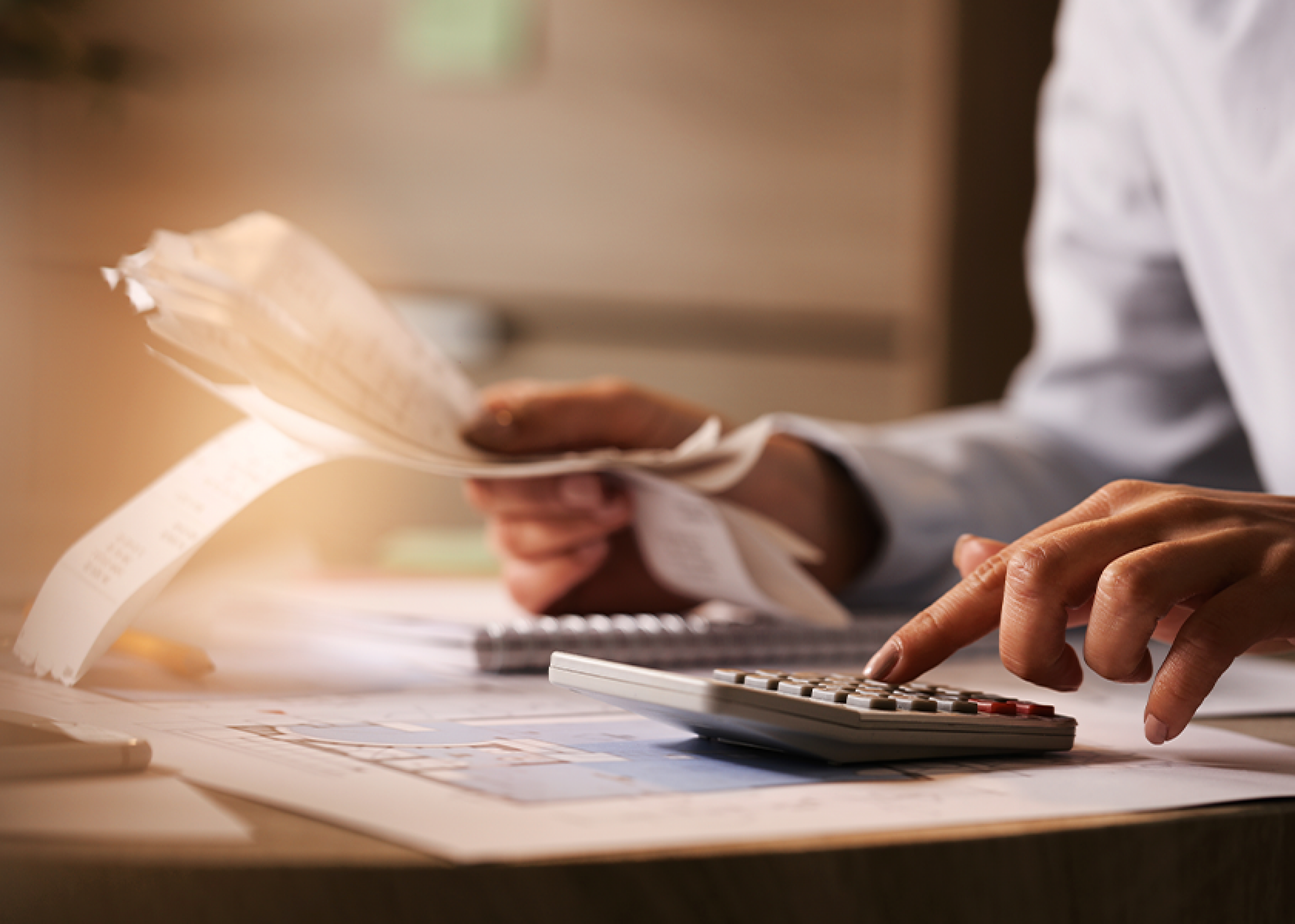 Crie um plano com o auxílio da consultoria financeira da ANAJUSTRA Federal e esteja disposto a segui-lo para sair do vermelho e retomar seu bem-estar financeiro. - ANAJUSTRA Federal Crie um plano com o auxílio da consultoria financeira da ANAJUSTRA Federal e esteja disposto a segui-lo para sair do vermelho e retomar seu bem-estar financeiro.