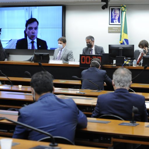 Parlamentares criticaram vantagens da magistratura como as férias de 60 dias.  - Agência Câmara 