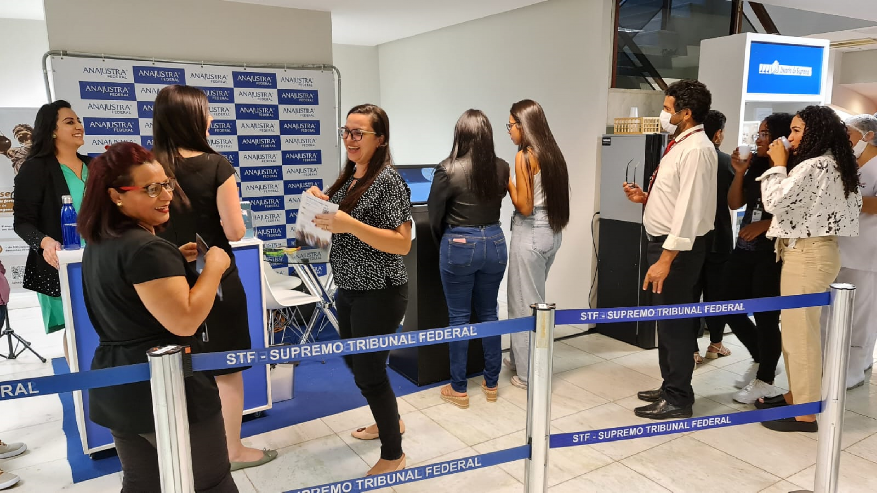 Centenas de servidores do STF participam de ação da ANAJUSTRA Federal - Ao longo de três dias